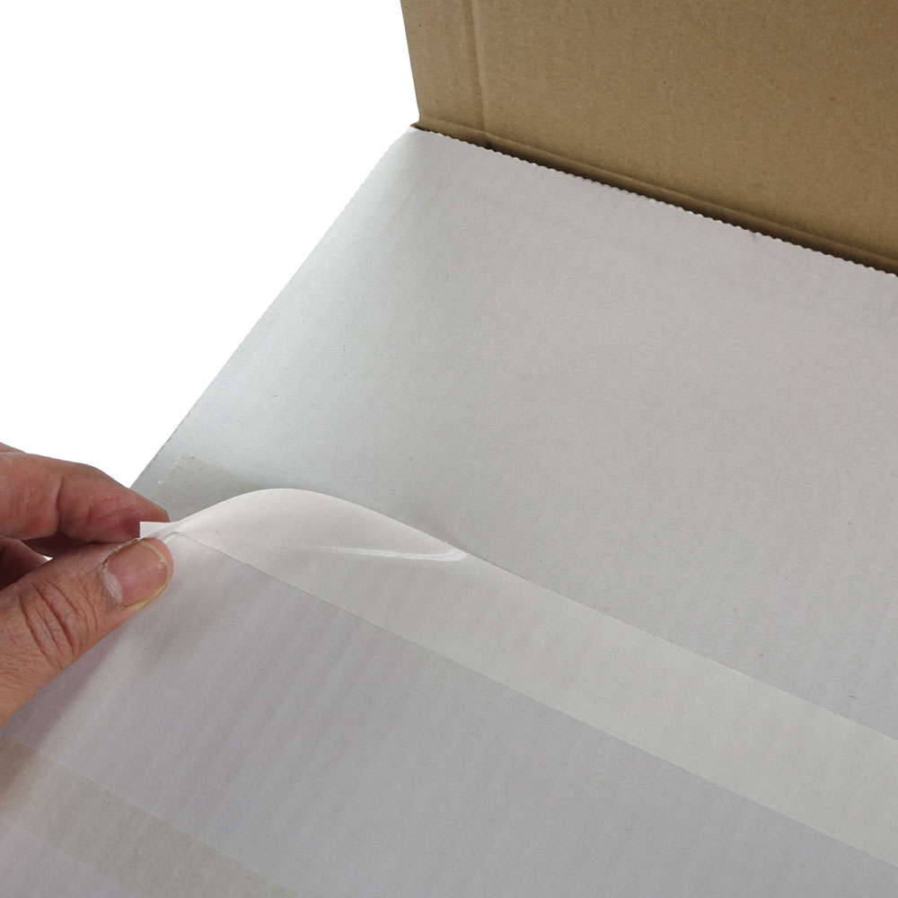 350 x 250 x 135 mm Retourenkarton wiederverschließbar weiß