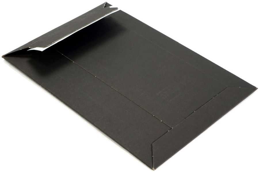 Versandtasche Vollpappe, schwarz 167 x 240 x 0-30 mm (DIN A5) Versandtasche Vollpappe, schwarz 167 x 240 x 0-30 mm (DIN A5)