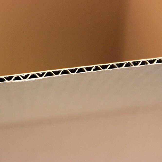 335 x 260 x 135 mm 1-welliger Karton 335 x 260 x 135 mm 1-welliger Karton